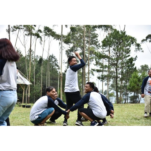 Paket Outbound Team Building-Fun Games di Bandung